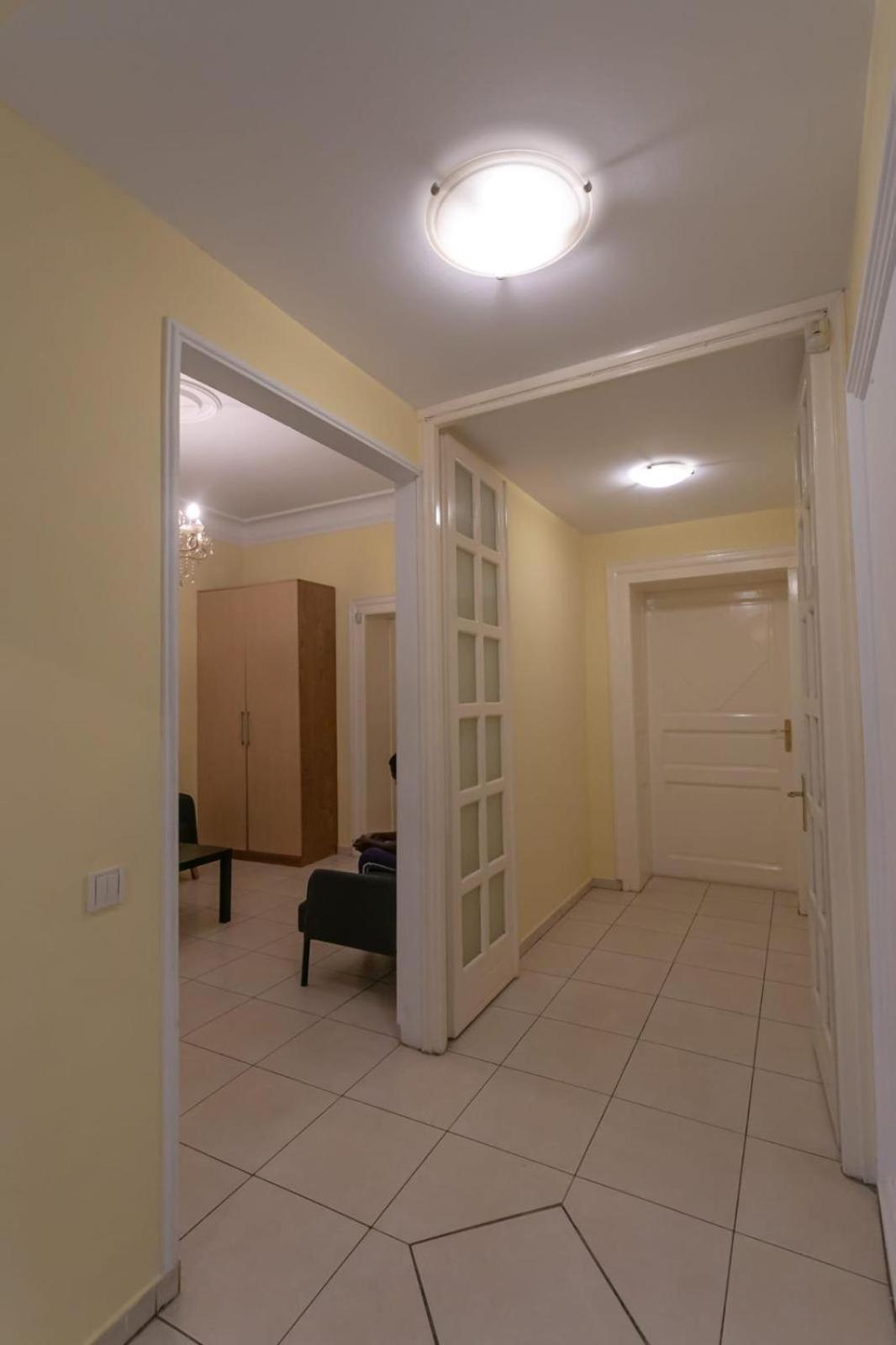 City B 52 Belgrado Esterno foto