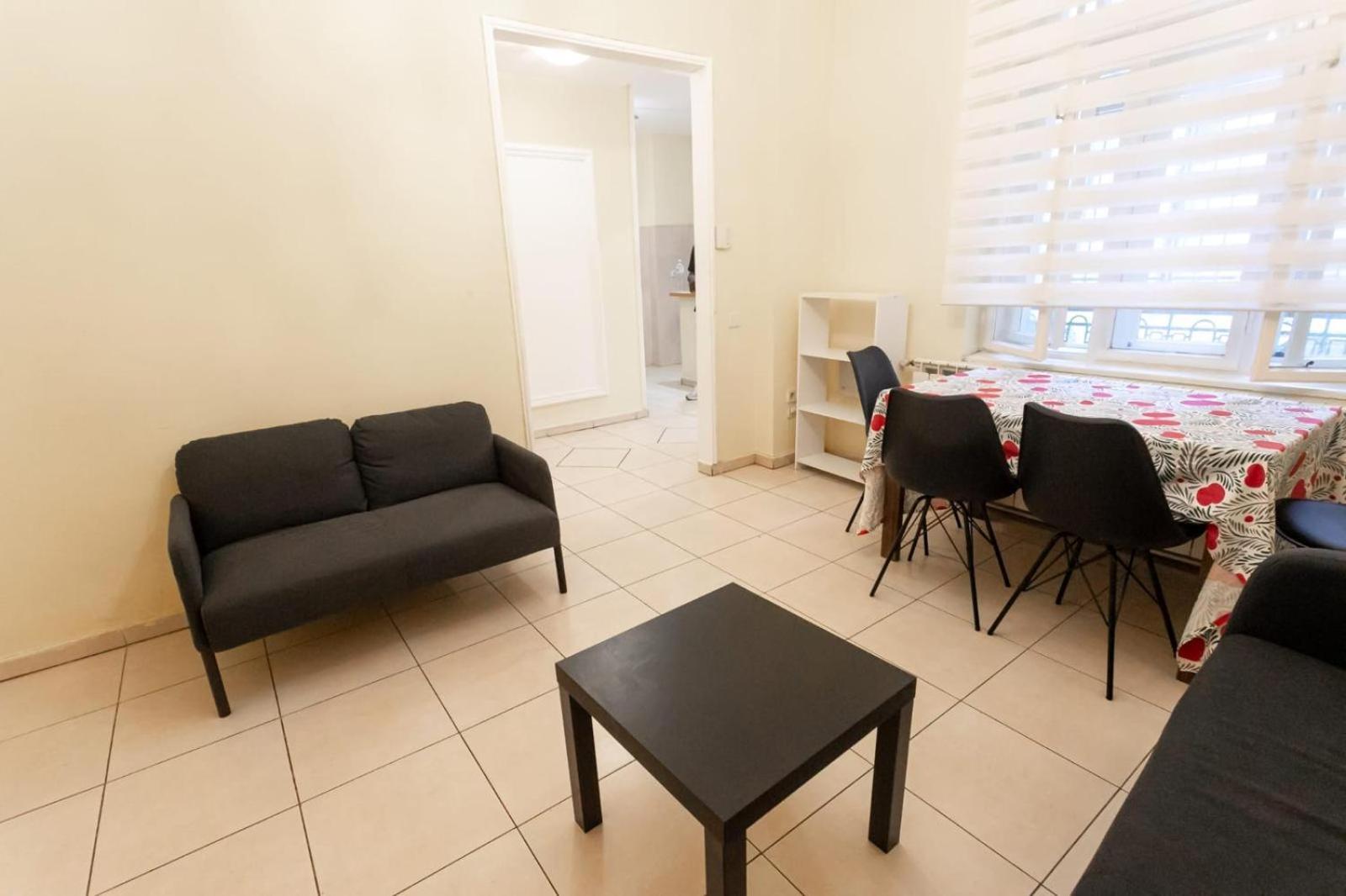 City B 52 Belgrado Esterno foto